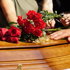 Traditional funerals: burial sites and the benefits of buying them with a prearrangements.